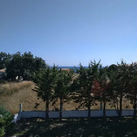 Venkovský dům Sam΄s *